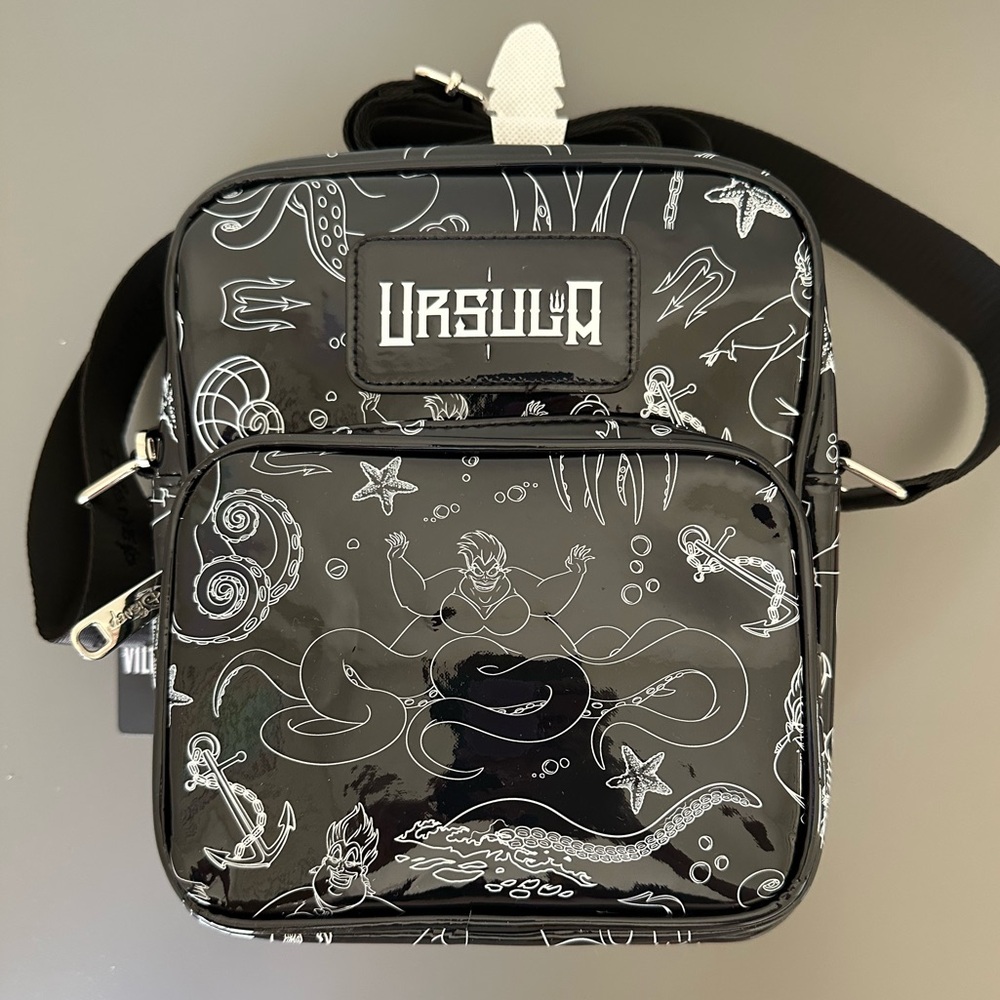 NWT Buckle-Down Disney The Little Mermaid Villain Ursula Poses Crossbody Bag - Picture 8 of 13